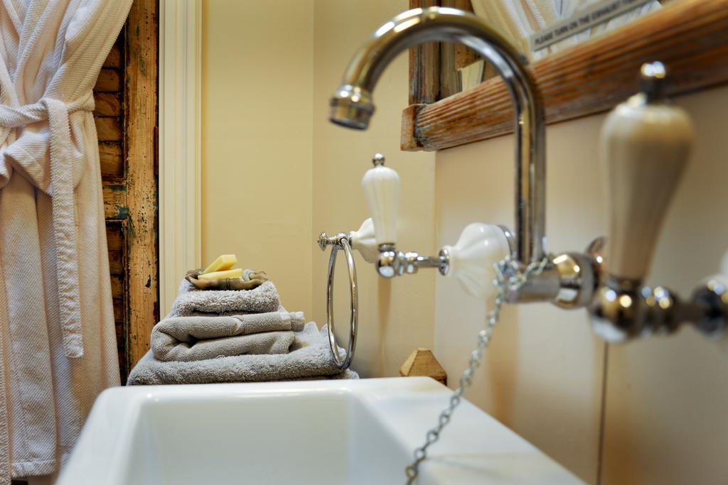 Athelney Cottage Bed And Breakfast Adelaide Exterior foto
